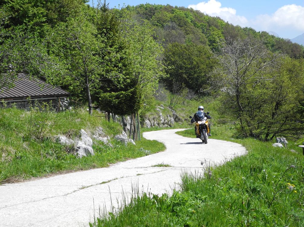Motorrad, Motorradwoche, kurvenreiche Motorradtour, Monte Simeone, Berggasthof Pension Lahnerhof, Obergail, Kärnten, Lesachtal