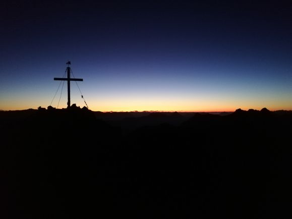 Bergerlebnis, Sonnenaufgang, Berggasthof Pension Lahnerhof, Obergail, Lesachtal, Kärnten
